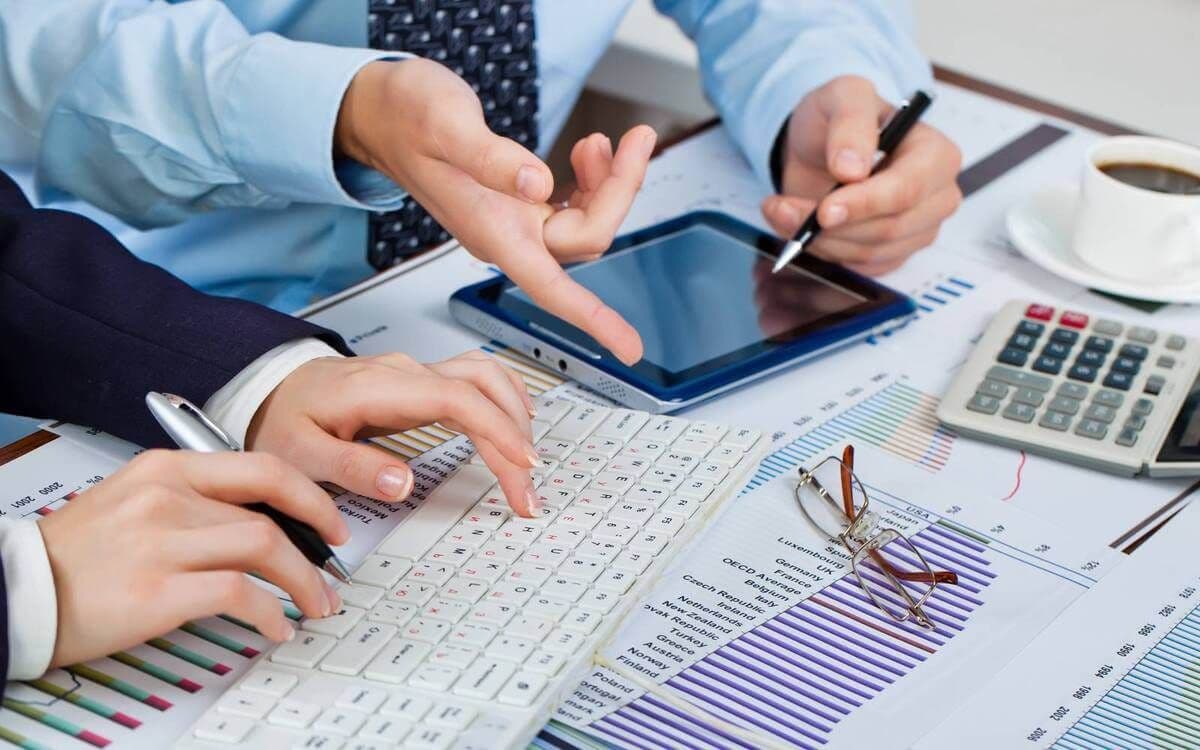Can You Be a Resident of Two States? Tax Rules, Implications, and Solutions